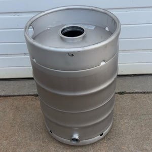 Stainless Steel 15.5 gallon Keg