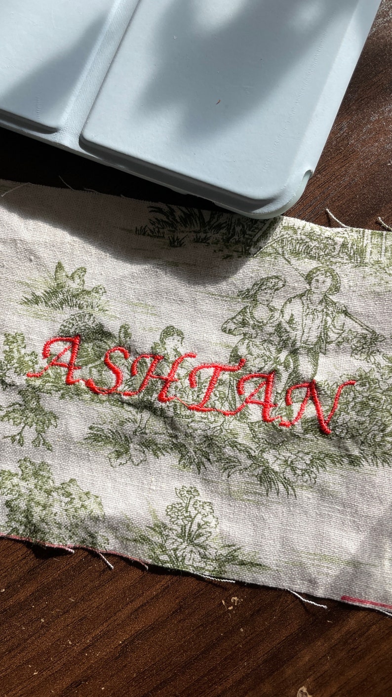 Variety size toile de jouy make up pouch / Embroidery makeup pouch /personal pouch/small make up pouch / key card case / named pouch 画像 8