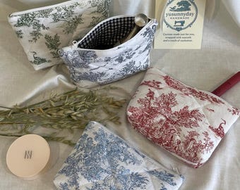 Travel Makeup Bag Quilted, Cosmetic Organizer Pouch, Toile Zipper Bag, Personalized Gift for Her