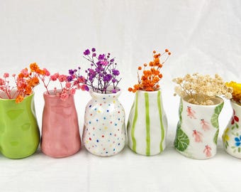 Mini jarrón de cerámica hecho a mano, delicado mini jarrón para mamá, pequeño jarrón decorativo para escritorio, jarrón para propagación de agua, soporte para bigotes de mascotas