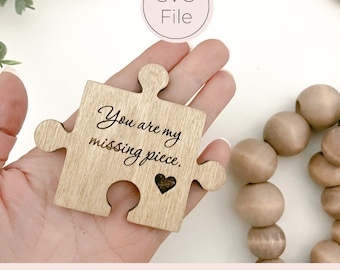 Rompecabezas de piezas faltantes SVG Cut File / Glowforge Tested / Regalo de San Valentín para él / Regalo de aniversario / Regalos de San Valentín / Regalo de compromiso