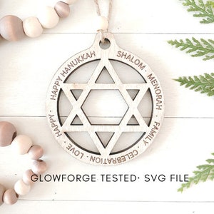 Ornement étoile de David | Glowforge a testé le fichier de coupe d’ornement numérique | Fichier d’ornement personnalisé | Joyeux Hanoukka Ornement Numérique SVG | Ménorah