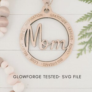 Mère Ornement | Glowforge a testé le fichier numérique de découpe d’ornement | Fichier SVG d’ornement personnalisé | Fichier numérique maman