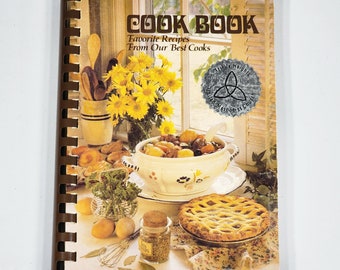 Favorite Recipes by Trinity Heights United Methodist Church Comb Bound Cookbook Vintage 1987