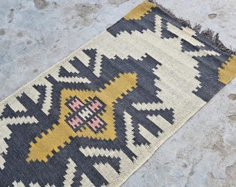 Handwoven Wool Kilim Runner Rug: Traditional Southwestern Design