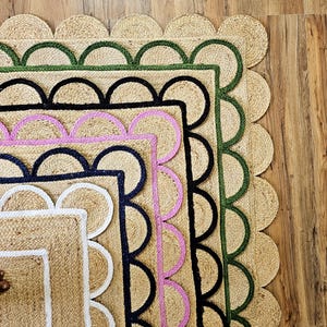 Handwoven Scalloped Jute Rug: Customizable Boho Decor