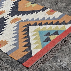 Handwoven Wool Jute Rug, Kilim Rug, Area Kilim Runner, Bohemian Indian Jute Rug, Southwestern Nordic Kilim Rug Navajo Decor Rug, Custom Rug