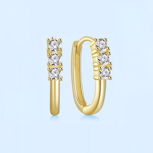 Diamond Huggie Hoop earrings, gold hoop earrings, 10k 14k 18k gold earrings for women, anniversary/birthday gift, diamond earrings for her.