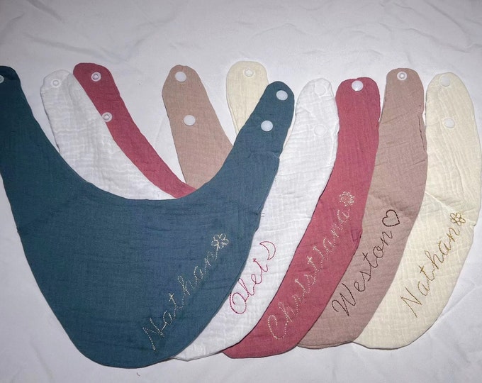 More comfortable Embroidered Personalized Bib, Double Gauze Muslin, Personalized Baby Bib, Custom Baby Gift, Personalized Baby Gift,BabyGift