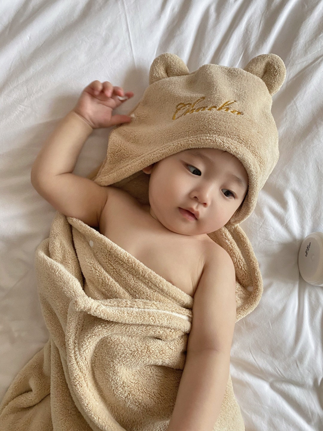 Hand embroidered towel name Children&#39;s Bear Hooded Towel/baby birth gift, hooded blanket, hooded towel, Baby shower,brown,