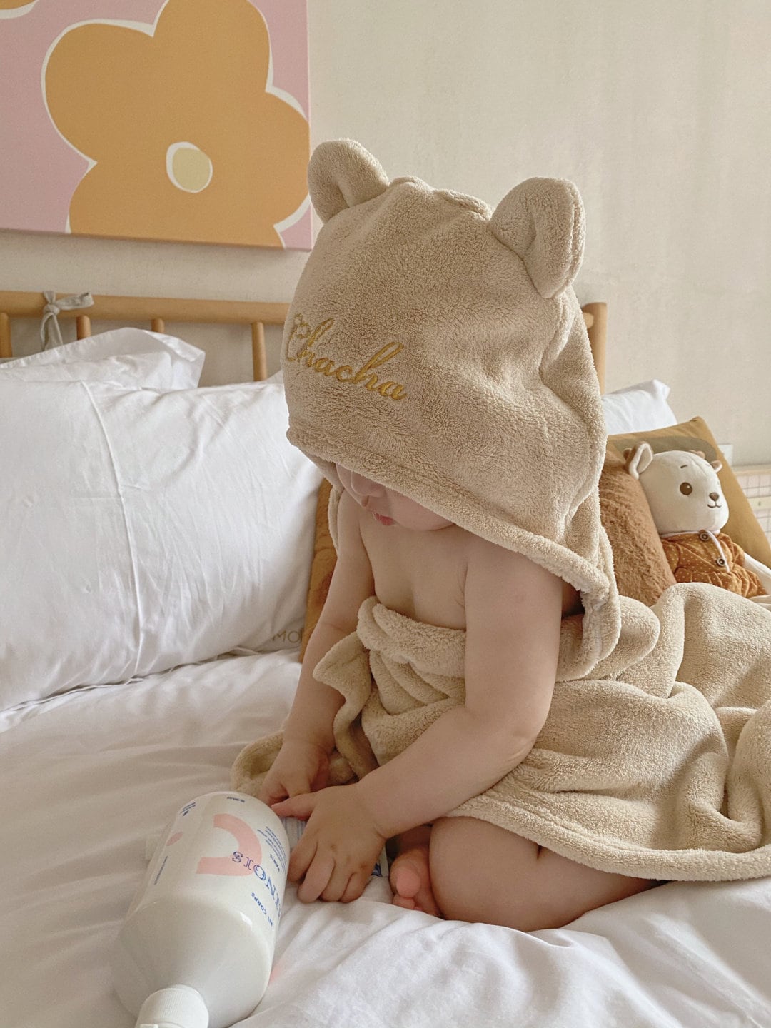 Hand embroidered towel name Children&#39;s Bear Hooded Towel/baby birth gift, hooded blanket, hooded towel, Baby shower,brown,