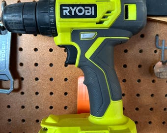 Ryobi ONE+ 18v Tool Mount for Pegboard