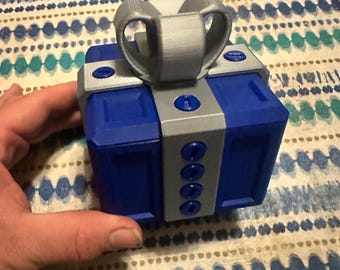Annoying Gift Box