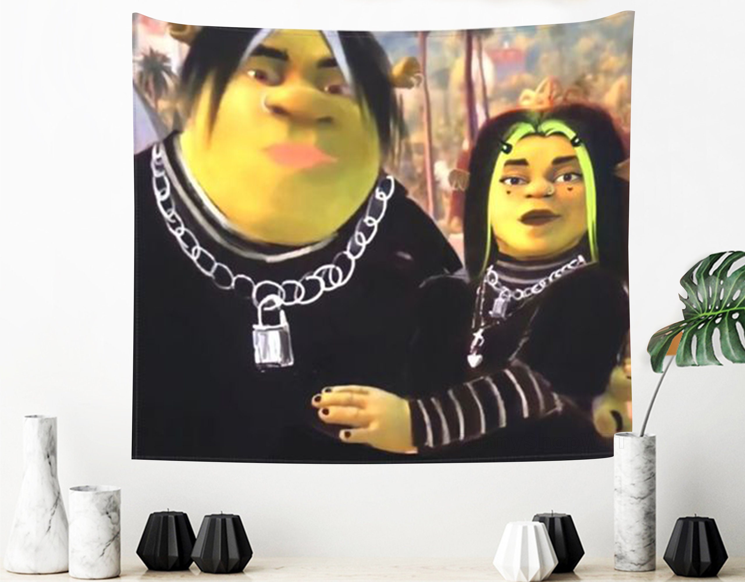 Shrek 2 Shrek Awkward Smiling Wall Tapestry Shrek -  Hong Kong