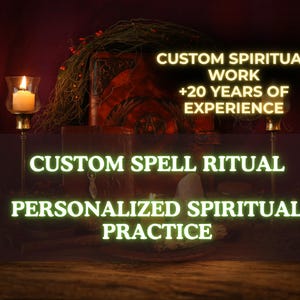 Könnte beinhalten: Ein spirituelles Arrangement mit Kerzenlicht und Text, der "CUSTOM SPIRITUAL WORK +20 YEARS OF EXPERIENCE", "CUSTOM SPELL RITUAL" und "PERSONALIZED SPIRITUAL PRACTICE" lautet. Das Bild zeigt ein Buch, Kerzen und dekorative Elemente.