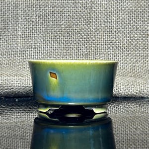Handmade Glazed Ceramic Bonsai Pot: Color-Changing Design (3.2&quot; x 1.8&quot;)