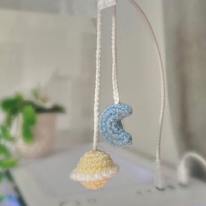 Crochet Moon and Saturn Headphone Accessory, Cute Headphone Accessory, Crochet Moon & Saturn Bookmark, Crochet Cable Tie, Cute Gift for her