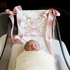 Custom Baby Banner, Welcome Banner with Floral crest, Bows Baby Banner,Hospital Door Sign,Baby Shower Gifts,Newborn Gifts,Embroidered wreath