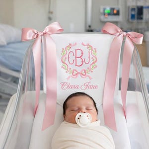 Letrero bordado personalizado para cuna de hospital: banderín con monograma y nombre de bebé, pancarta personalizada para bebé