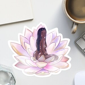 Pond Princess 2, pegatina de mujer negra, pegatina divina femenina, pegatina de flor de loto, pegatina de meditación, femenino sagrado, pegatina espiritual