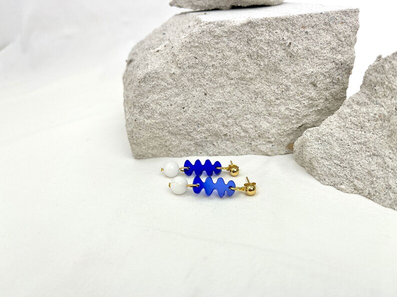 The MINI SHAPE Drops Lightweight Lasercut Drop Earrings Royal Blue Transparent Acrylic White Jade Beads Handmade image 5