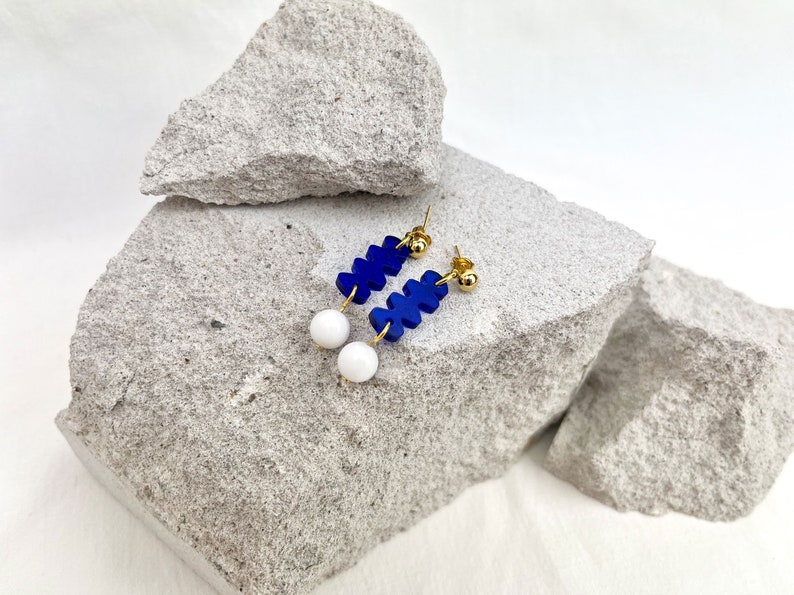 The MINI SHAPE Drops Lightweight Lasercut Drop Earrings Royal Blue Transparent Acrylic White Jade Beads Handmade image 3