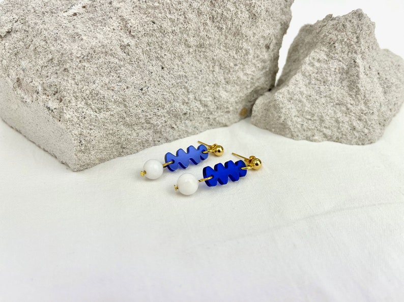 The MINI SHAPE Drops Lightweight Lasercut Drop Earrings Royal Blue Transparent Acrylic White Jade Beads Handmade image 4