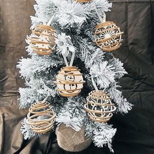 Pacchetto di ornamenti natalizi a spirale 3D - File digitali tagliati al laser SVG, AI, DXF - Glowforge Gweike Laser Co2 Led Laser 3D ornamenti natalizi