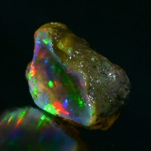 25.00 Cts Natural Ethiopian Opal Rough Size 20X14 MM Top Quality Free Form Welo Opal Size White Opal Welo Fire Jewelry Opal Raw Stone Bild 1