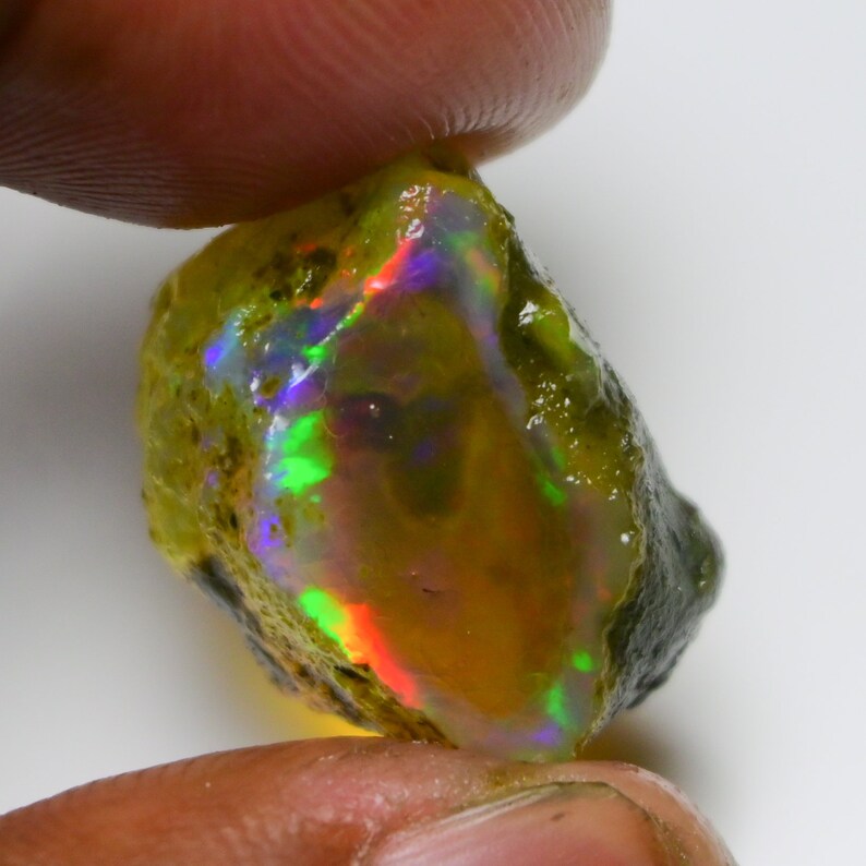 25.00 Cts Natural Ethiopian Opal Rough Size 20X14 MM Top Quality Free Form Welo Opal Size White Opal Welo Fire Jewelry Opal Raw Stone Bild 8