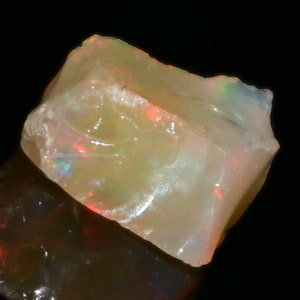 2.90 Cts Cut Grade Ethiopian Opal Rough AAA Quality 10 x 7 MM Top Quality Free Form Welo Opal Raw White Opal Jewelry Welo Opal Raw Stone