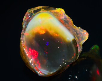 20.10 Cts Natural Ethiopian Opal Rough Size 20 x 18 MM Top Quality Free Form Welo Opal Size White Opal Welo Fire Jewelry Opal Raw Stone