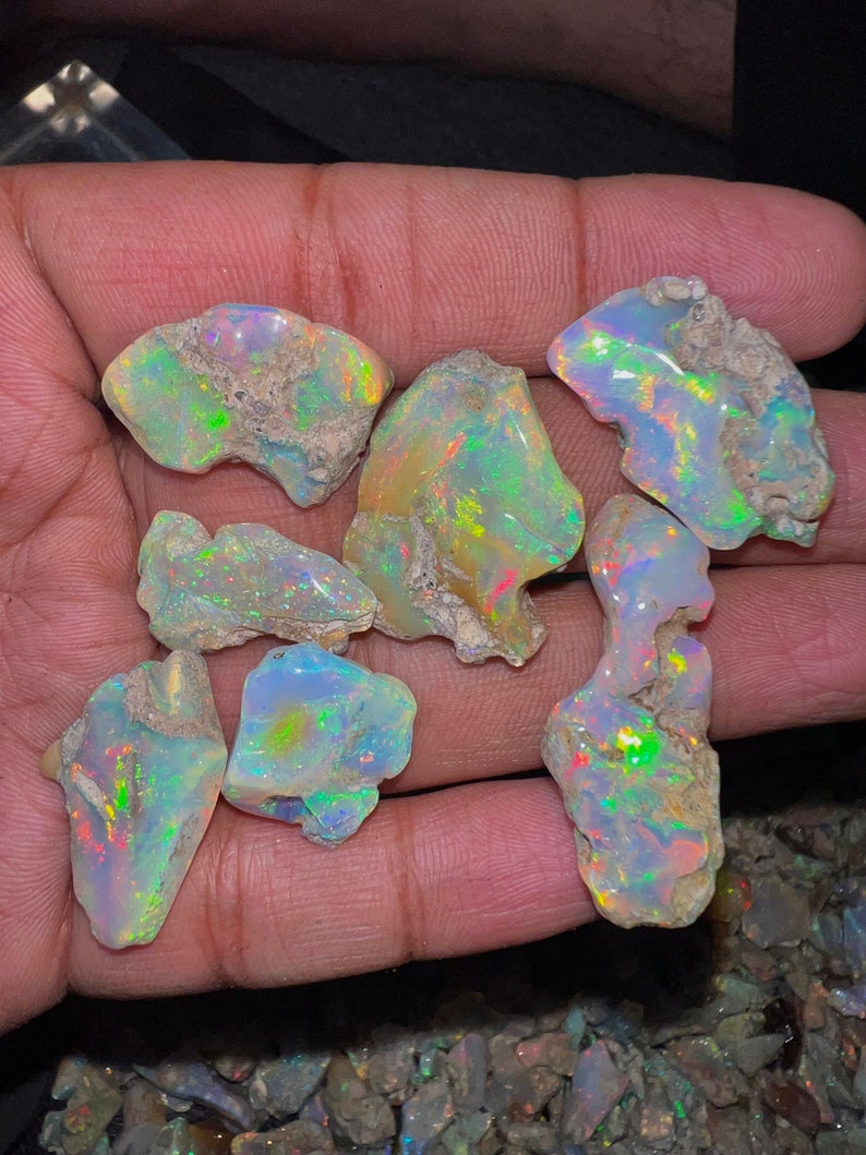 Smooth Opal Rough Lot 50 Cts 8-10 Pc AAA Grade Natural Ethiopian Opal Raw Large Size Opal Suitable For Cut And Jewelry Fire Opal Crystal Raw image 2