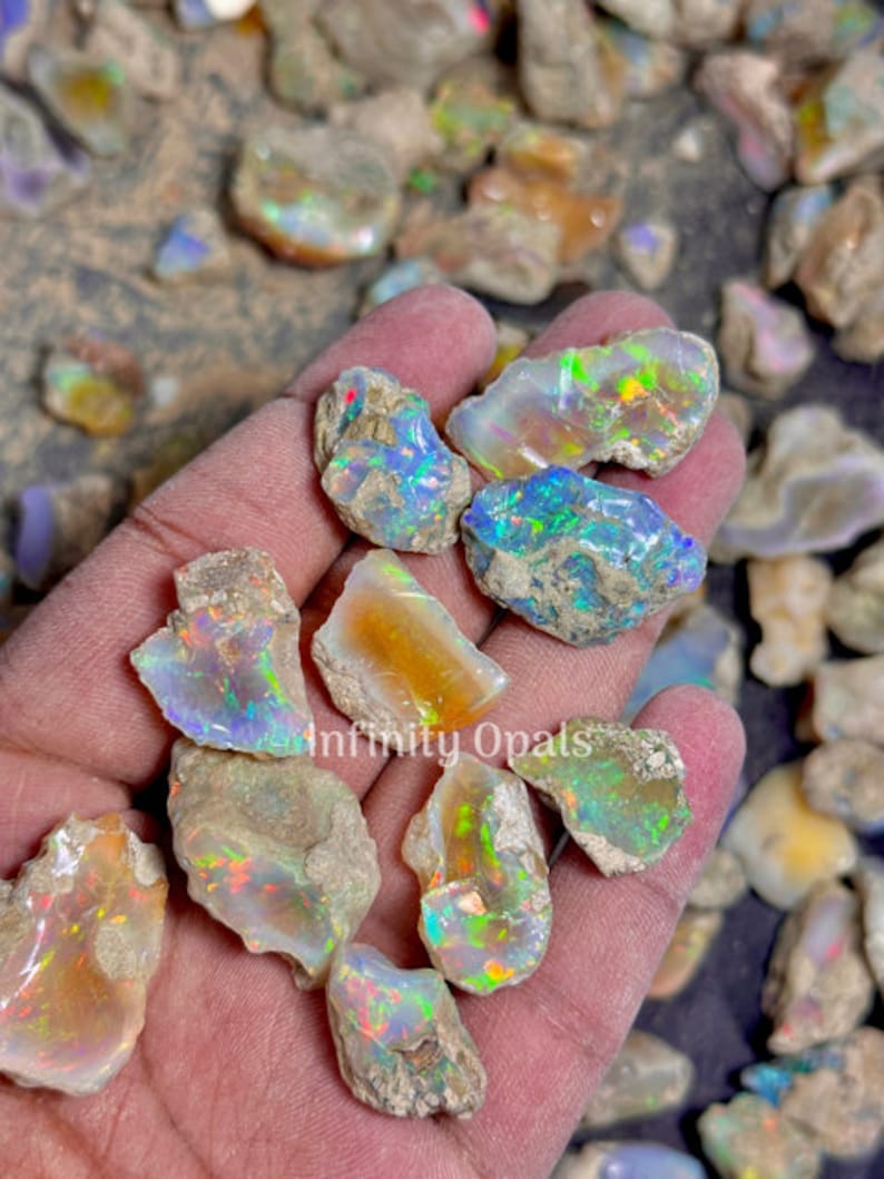 Opale de super qualité brute de grande taille de qualité AAA, opale Welo éthiopienne brute, adaptée à la coupe et aux bijoux, opale sèche, lot brut, cristal d'opale de feu image 6