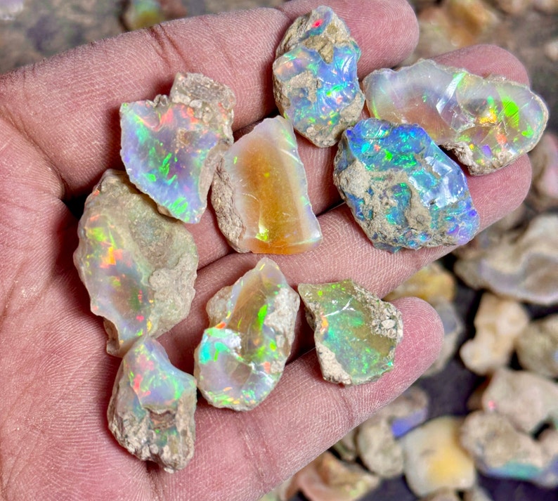 Opale de super qualité brute de grande taille de qualité AAA, opale Welo éthiopienne brute, adaptée à la coupe et aux bijoux, opale sèche, lot brut, cristal d'opale de feu image 1