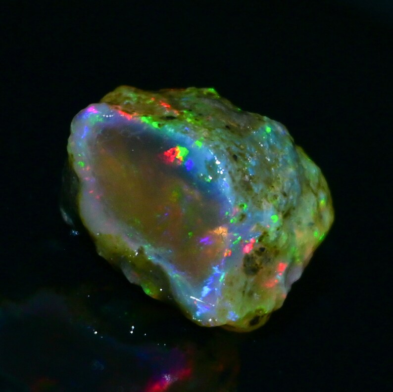 25.00 Cts Natural Ethiopian Opal Rough Size 20X14 MM Top Quality Free Form Welo Opal Size White Opal Welo Fire Jewelry Opal Raw Stone Bild 2