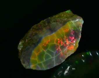 28.30 Cts Natural Ethiopian Opal Rough Size 30X20 MM Top Quality Free Form Welo Opal Size White Opal Welo Fire Jewelry Opal Raw Stone