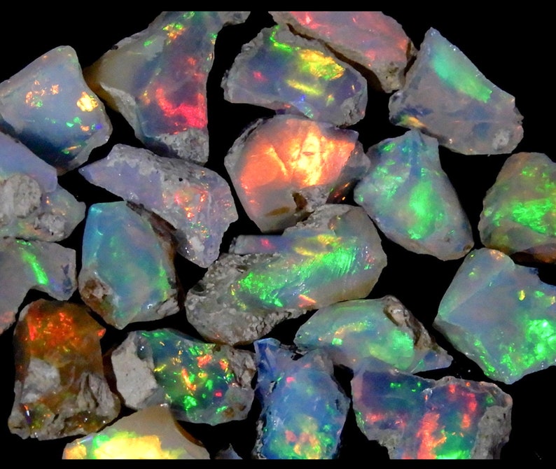 Cut Grade Opal Rough Lot 10 Pieces Lot Large Size Ethiopian Opal Raw Suitable For Cutting & Jewelry Dry Opal Raw Gemstone Fire Opal Crystal Bild 2