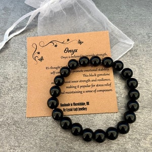 Bracelet ONYX extensible fait main avec sac cadeau et carte en cristal, pierre précieuse 8 mm