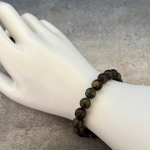 Bransoletka DRAGON BLOOD JASPER Stretch Fit wykonana ręcznie z torebką prezentową i kartką Kryształowy kamień szlachetny 8 mm zdjęcie 2
