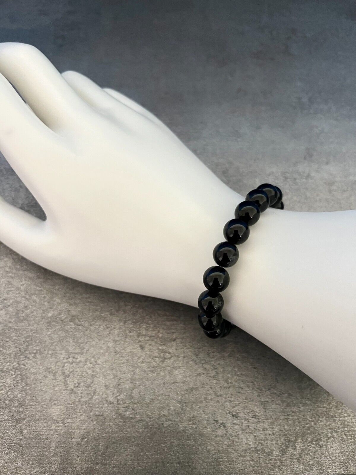 Bracciale elastico in sfere di Tormalina Nera – TENET