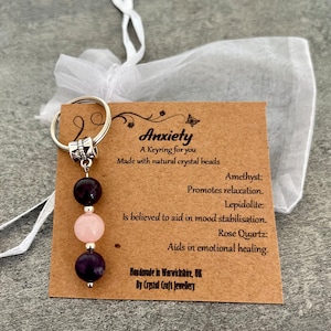 Edelsteen sleutelhanger ANXIETY Amethist Lepidoliet Rozenkwarts + Cadeauzakje + Kaart
