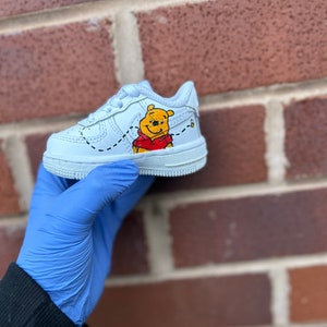 Winnie the Pooh Air Force 1 image 4