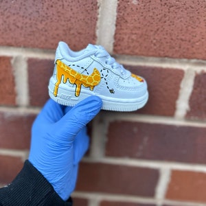 Winnie the Pooh Air Force 1 image 1