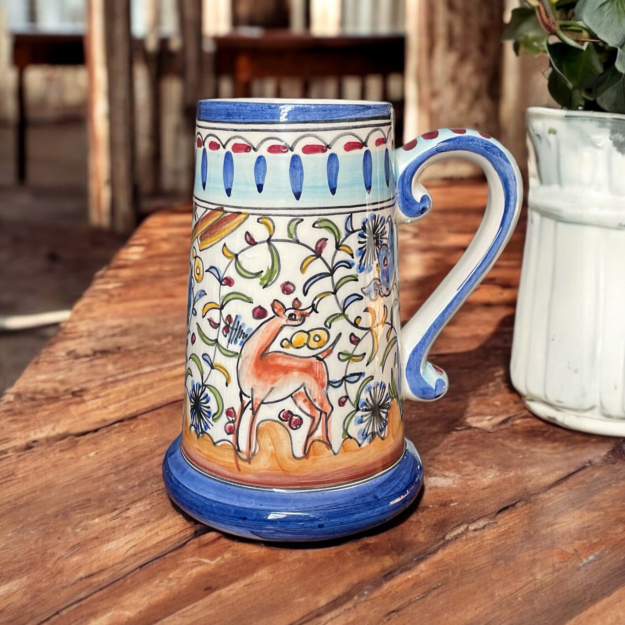 Vase vintage peint à la main signé Portugais du milieu du