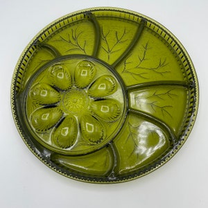 Large Vintage Devilled Egg and hors d&#39;oeuvres Serving Plate, Indiana Glass, Avocado Green pebbled leaf pattern, Elegant Serving Platter