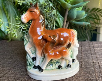Vintage Mare and Foal Planter, Chestnut Brown and White with green bushes and a fence, Excellent Condition, Pencil Holder, Desk Caddy,