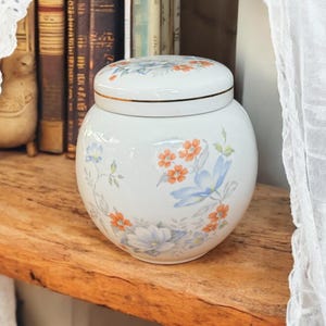Vintage Ginger Jar by Sadler, Orange and Blue Blooms with Gold Trim, Staffordshire, England, Versatile as Tea Caddy, Excellent Condition