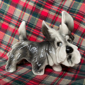 Figura de perro Scottie vintage de Cooper Craft, Terrier escocés gris negro y blanco, década de 1960, ojos expresivos, orejas grandes, simplemente adorable