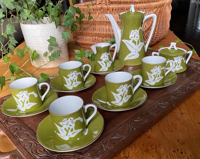 14-Piece Vintage Demitasse or Espresso Set in Avocado Green and white with gold accents, Made in Japan 1930s